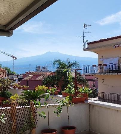 Naxos Enjoy Apartments Джардини Наксос Екстериор снимка