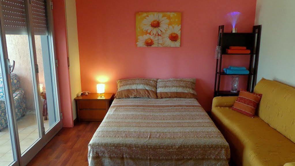 Naxos Enjoy Apartments Джардини Наксос Екстериор снимка